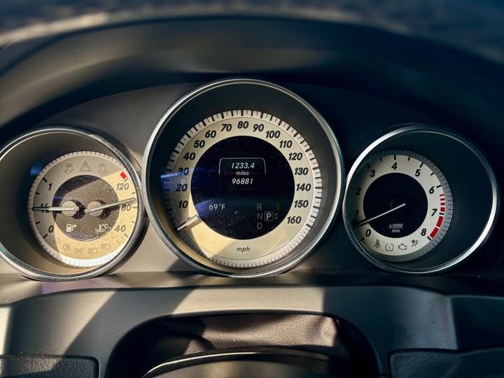 2017 Mercedes-Benz E-Class E400's photo